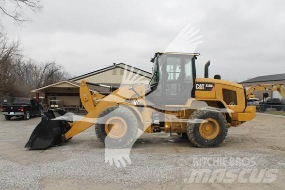 CAT 938M Tekerlekli yükleyiciler