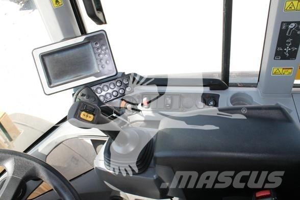 CAT 938M Tekerlekli yükleyiciler