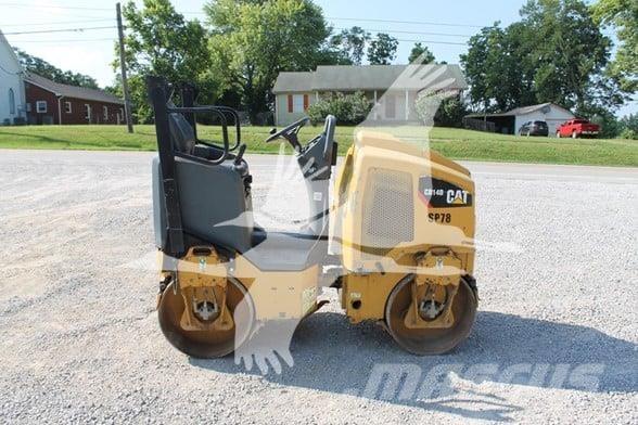 CAT CB14B Tek tamburlu silindirler