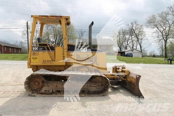 CAT D3C III Paletli dozerler
