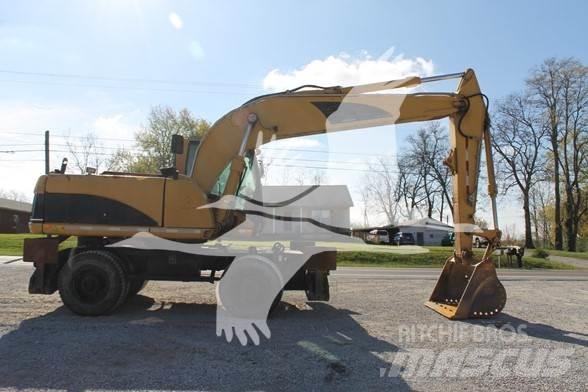 CAT M318C Lastik tekerli ekskavatörler