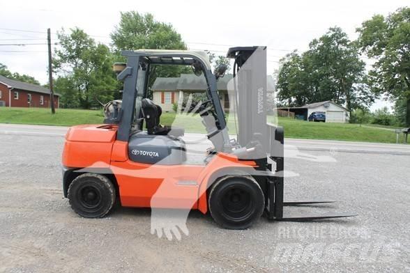 Toyota 7FGU35 Dizel forkliftler