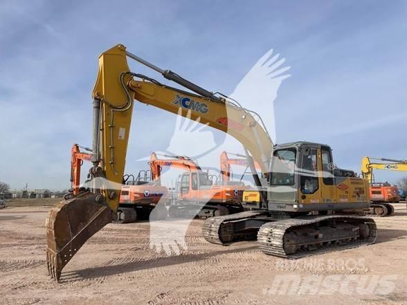 XCMG XE210C Paletli ekskavatörler