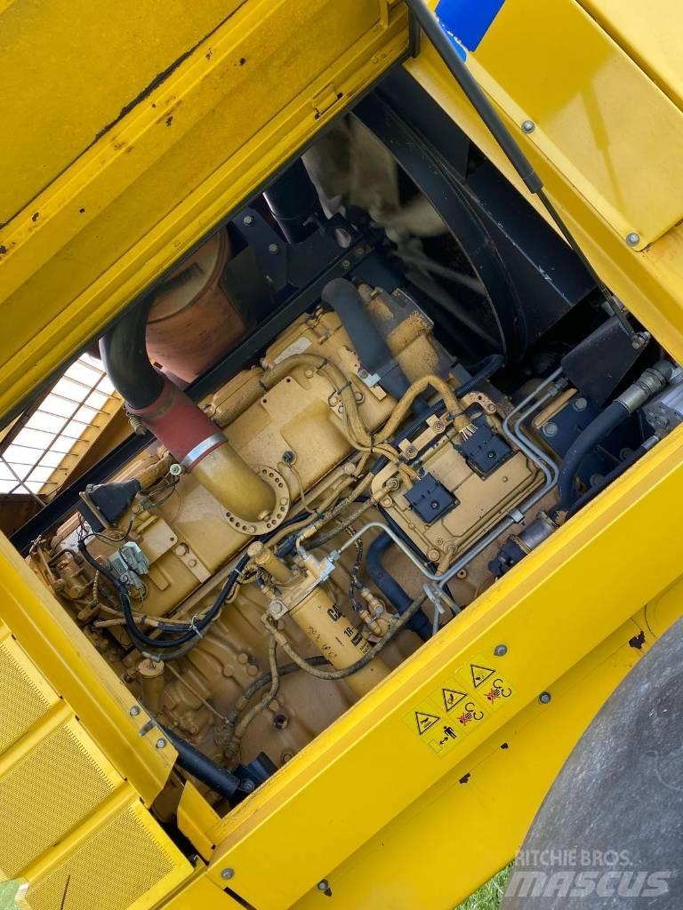 New Holland FX 60 Kendi yürür silaj makinalari