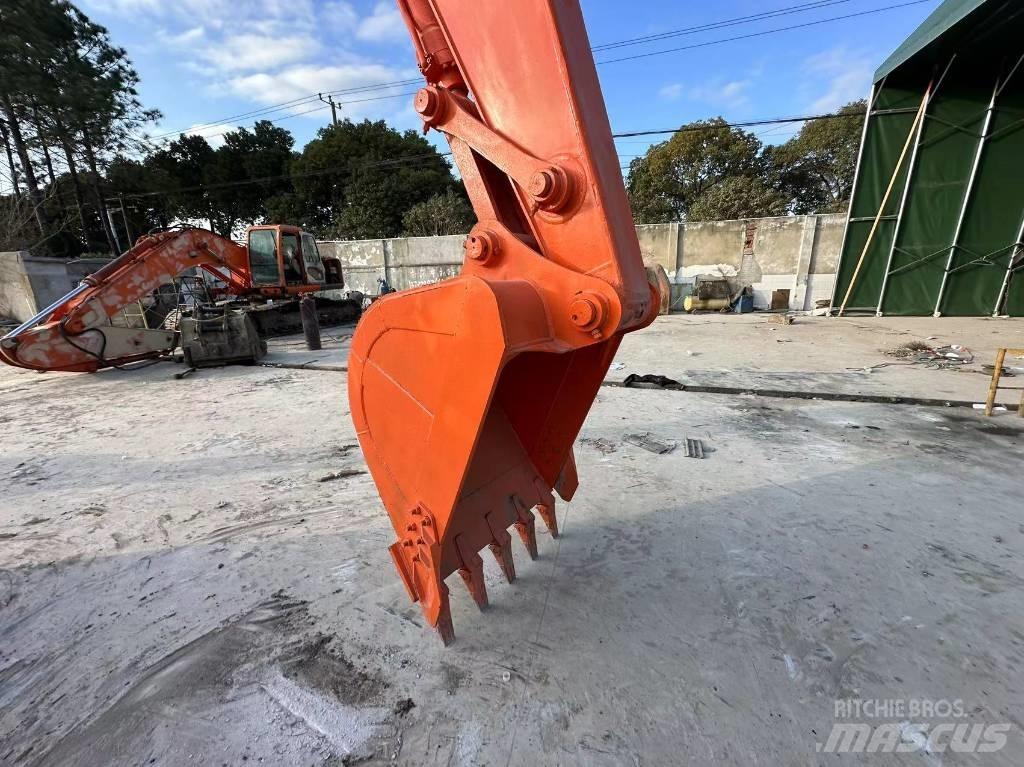 Hitachi ZX 200 Mini ekskavatörler, 7 tona dek