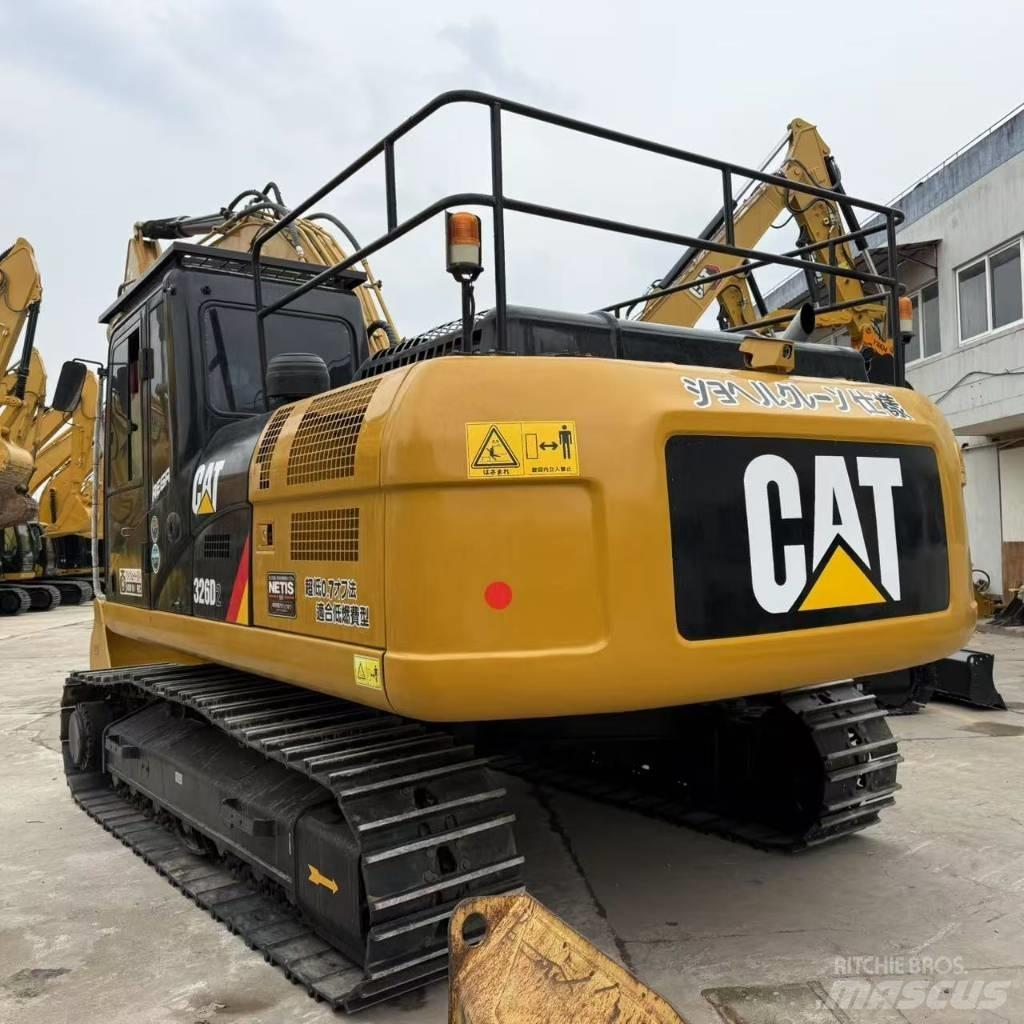 CAT 326D2 Midi ekskavatörler 7 - 12 t