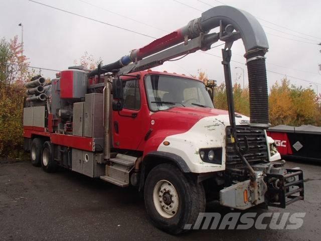 Freightliner 114 SD Diger