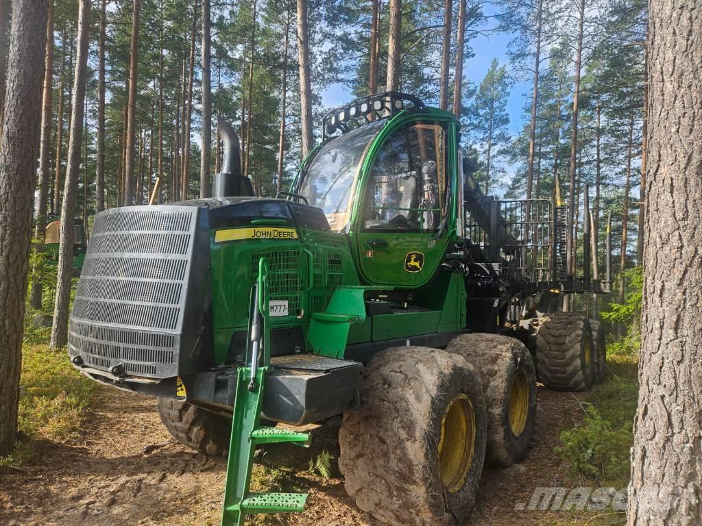 John Deere 1510G Tomruk yükleyici traktörler