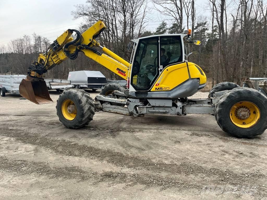Menzi Muck M540 A Lastik tekerli ekskavatörler