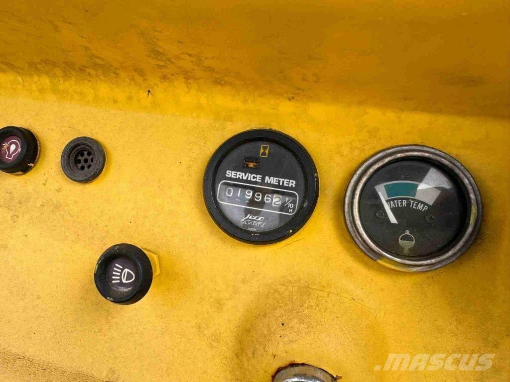 Komatsu D 21 P-5 Paletli dozerler