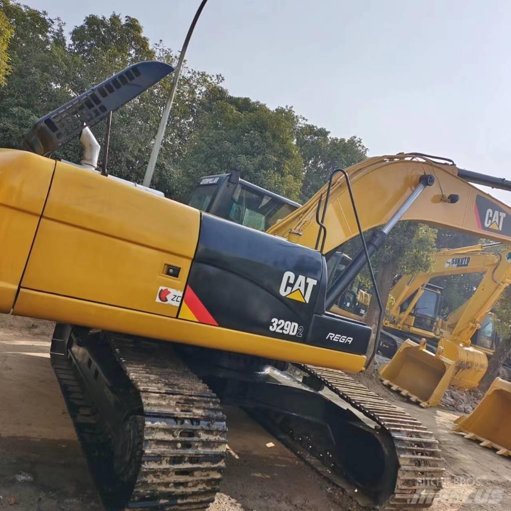 CAT 329 D Paletli ekskavatörler