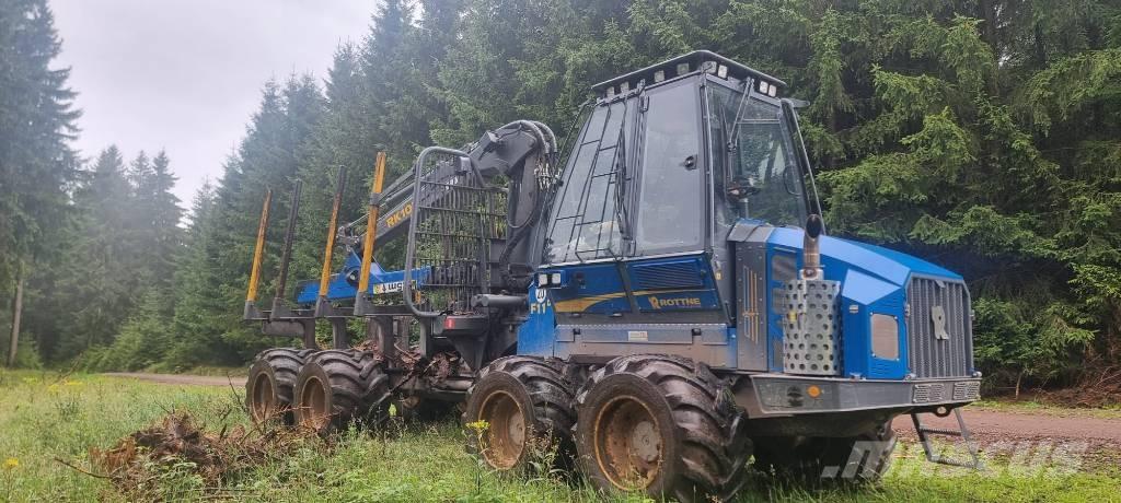 Rottne F11D Tomruk yükleyici traktörler