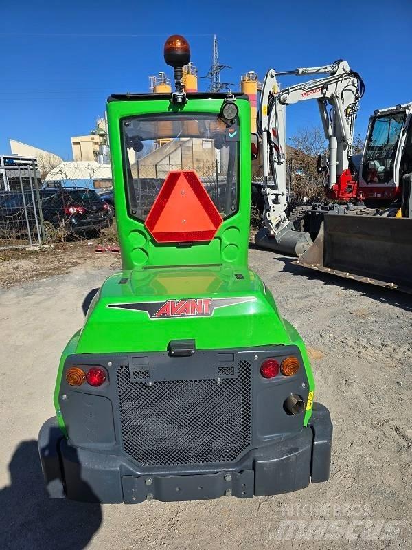 Avant 755 i Skid steer loderler
