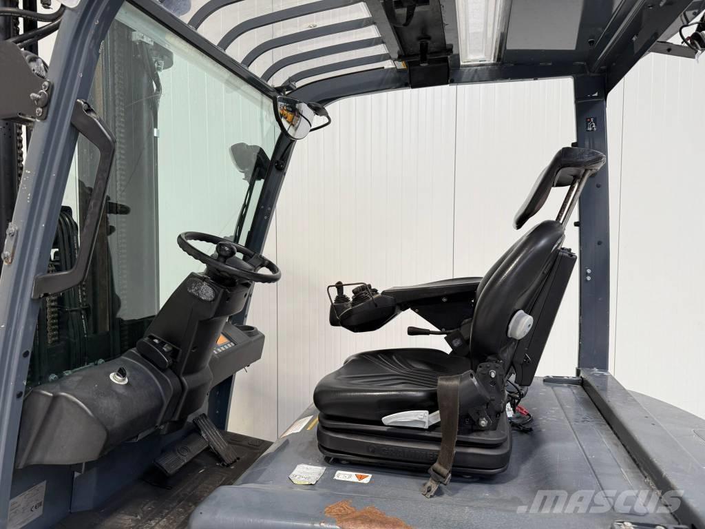 Toyota 8FBMKT30 Elektrikli forkliftler