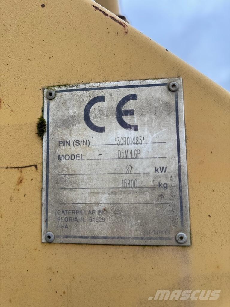 CAT D 5 M LGP Paletli dozerler