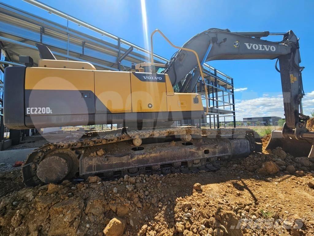 Volvo EC 220 DL Paletli ekskavatörler