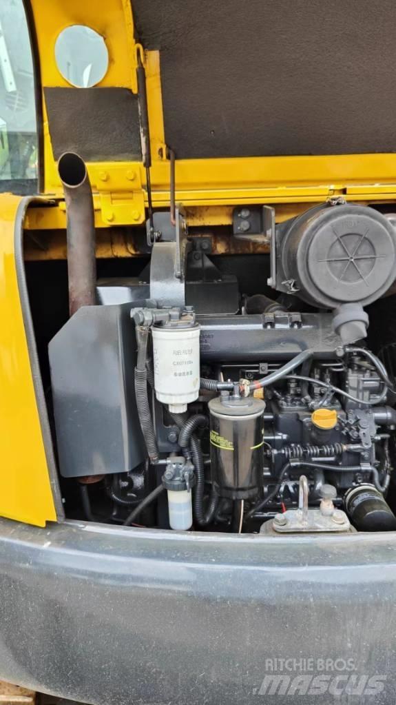 Komatsu 56 Paletli ekskavatörler