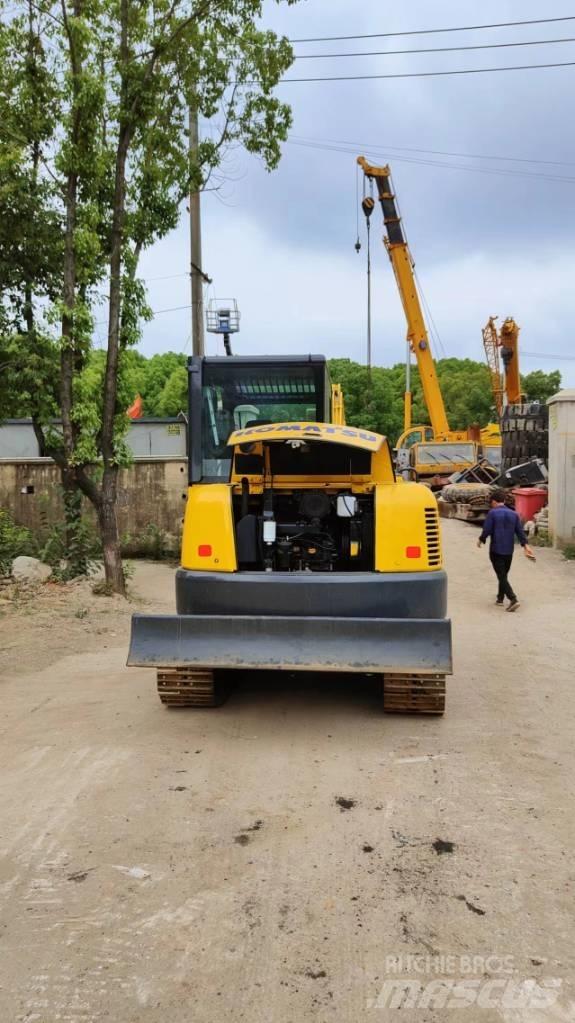 Komatsu 56 Paletli ekskavatörler