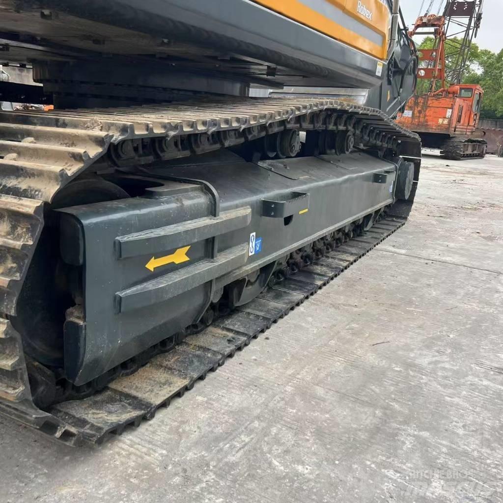 Hyundai R330LC Paletli ekskavatörler