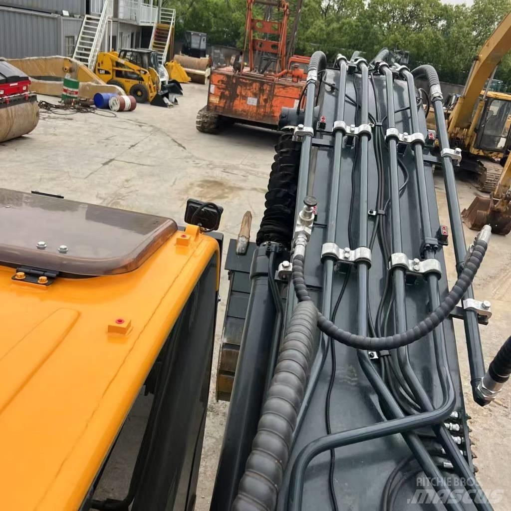 Hyundai R330LC Paletli ekskavatörler