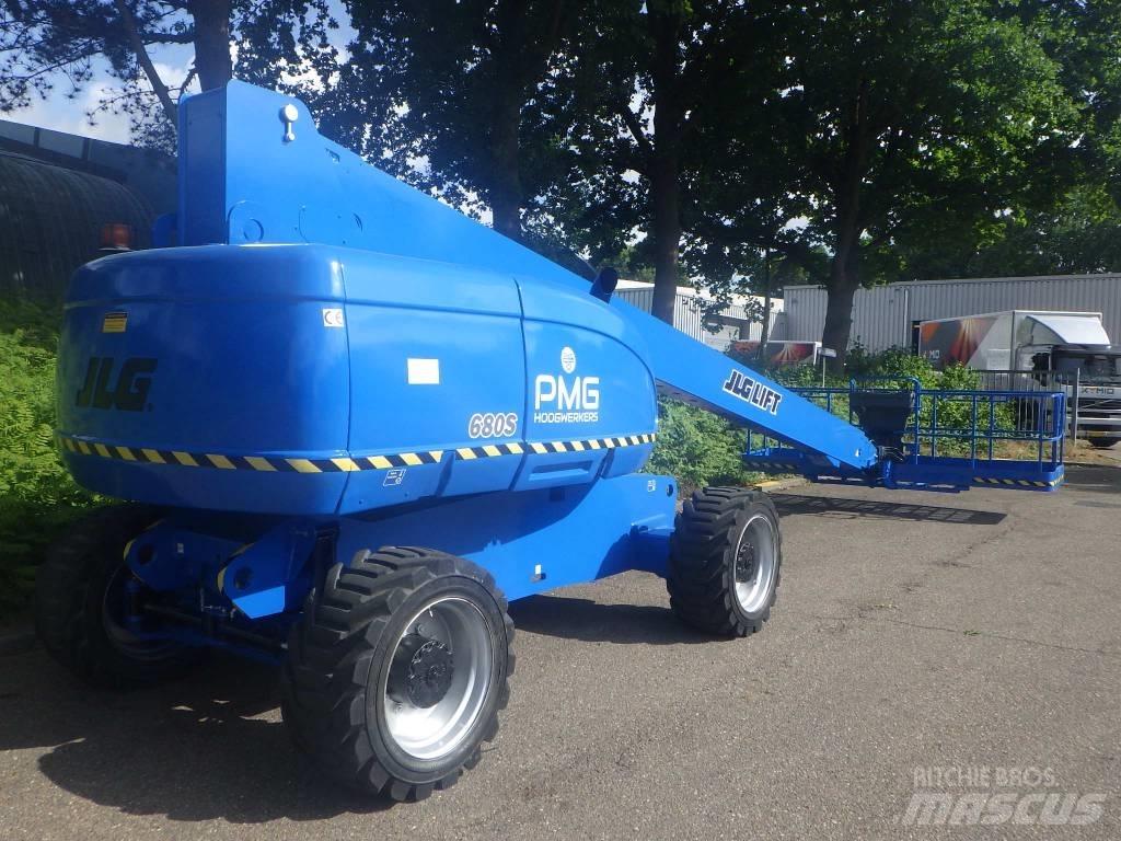 JLG 680S Teleskopik personel platformları