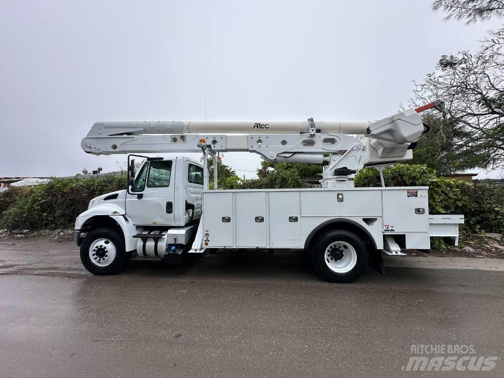 International 4300 Araç üstü platformlar