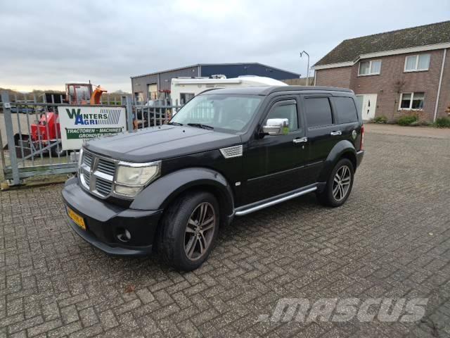 Dodge Nitro Otomobiller