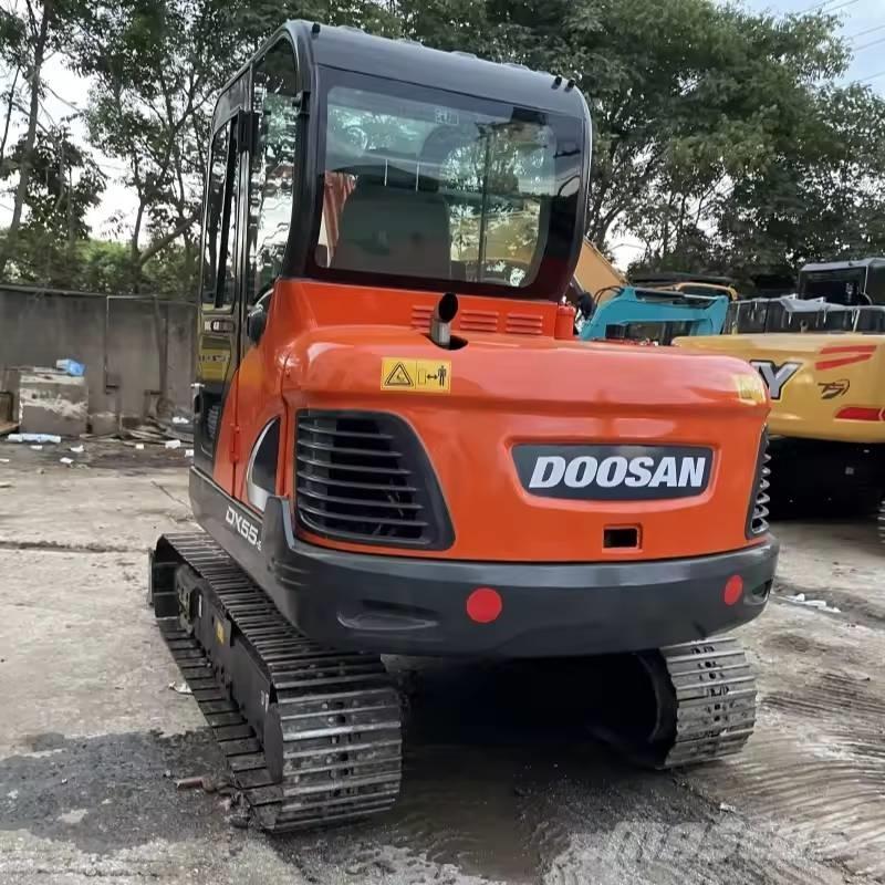 Doosan DX55-9C Mini ekskavatörler, 7 tona dek