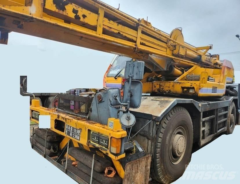 Tadano TR500M-3 Arazi Tipi Vinçler (RT)