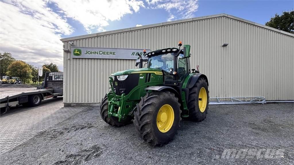 John Deere 6R215 Traktörler