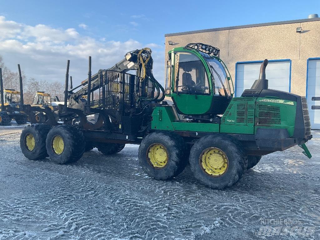 John Deere 1510G Tomruk yükleyici traktörler