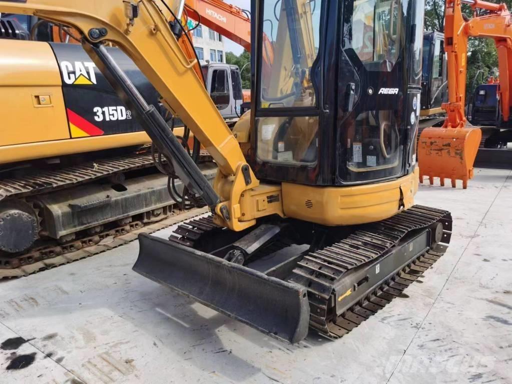 CAT 303 CR Mini ekskavatörler, 7 tona dek