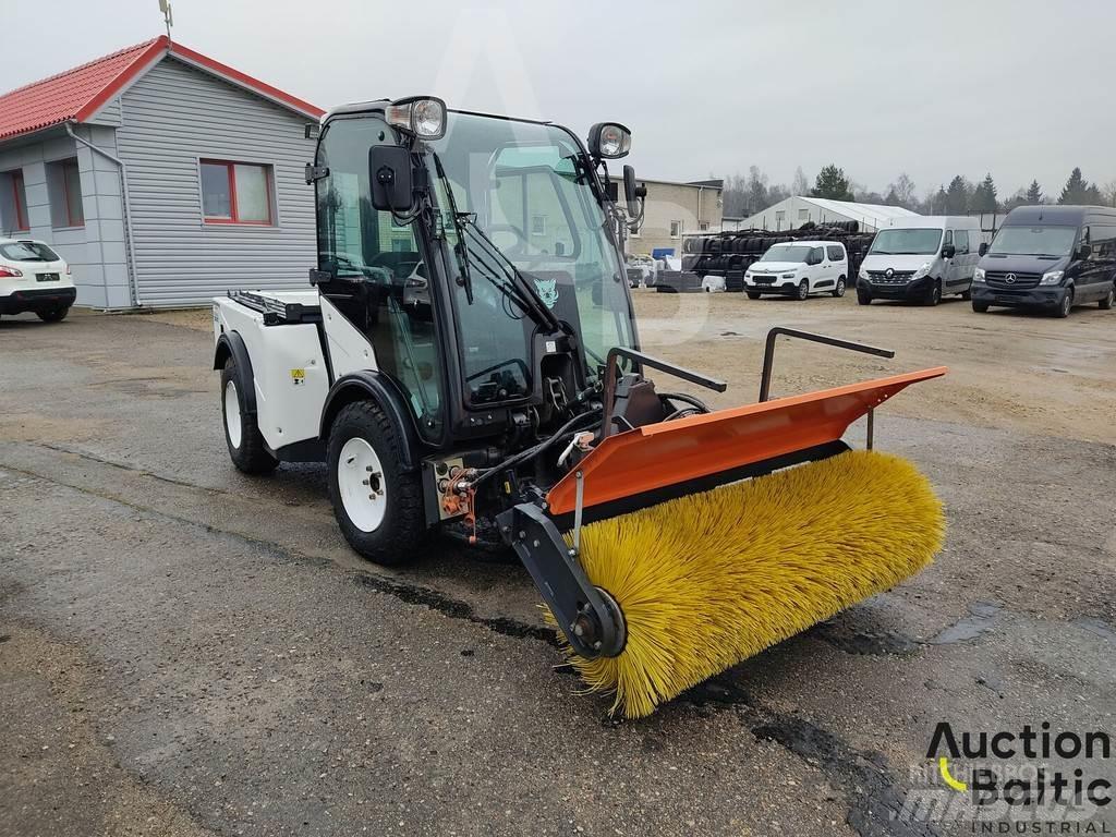 Multihog CX75 Cadde süpürücüler