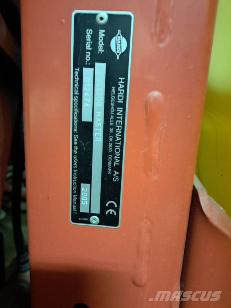 Hardi Master 1200 Monte edilebilir pülverizatörler