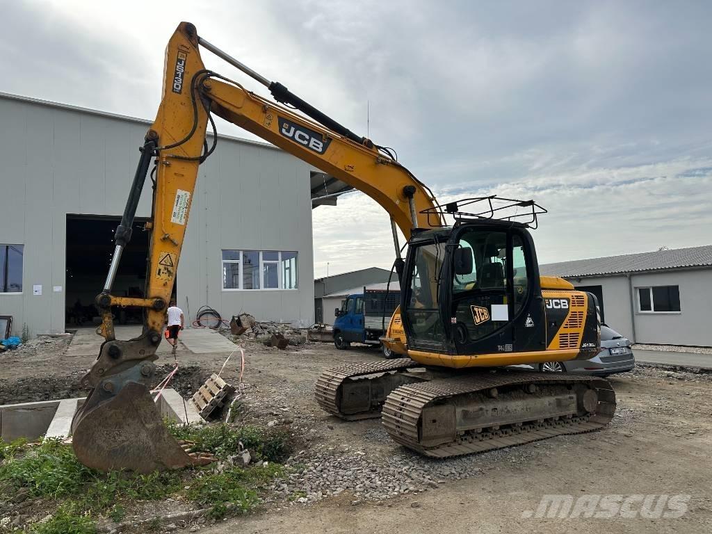 JCB JS 130 LC Paletli ekskavatörler