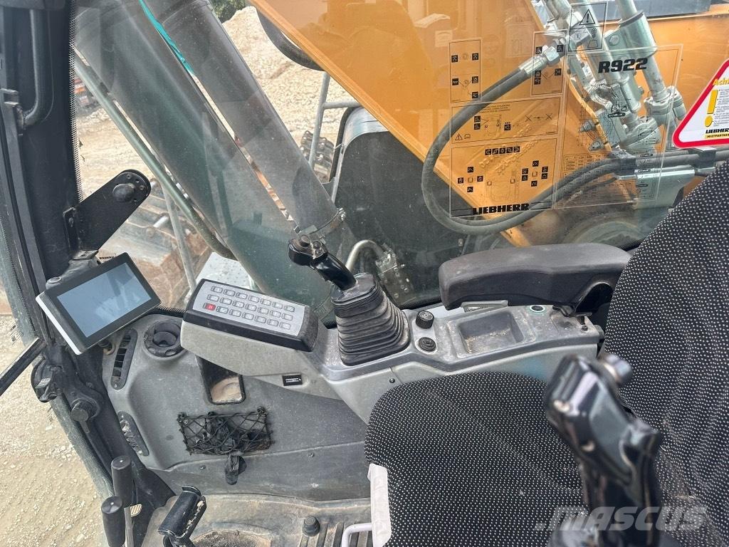 Liebherr R 922 Paletli ekskavatörler
