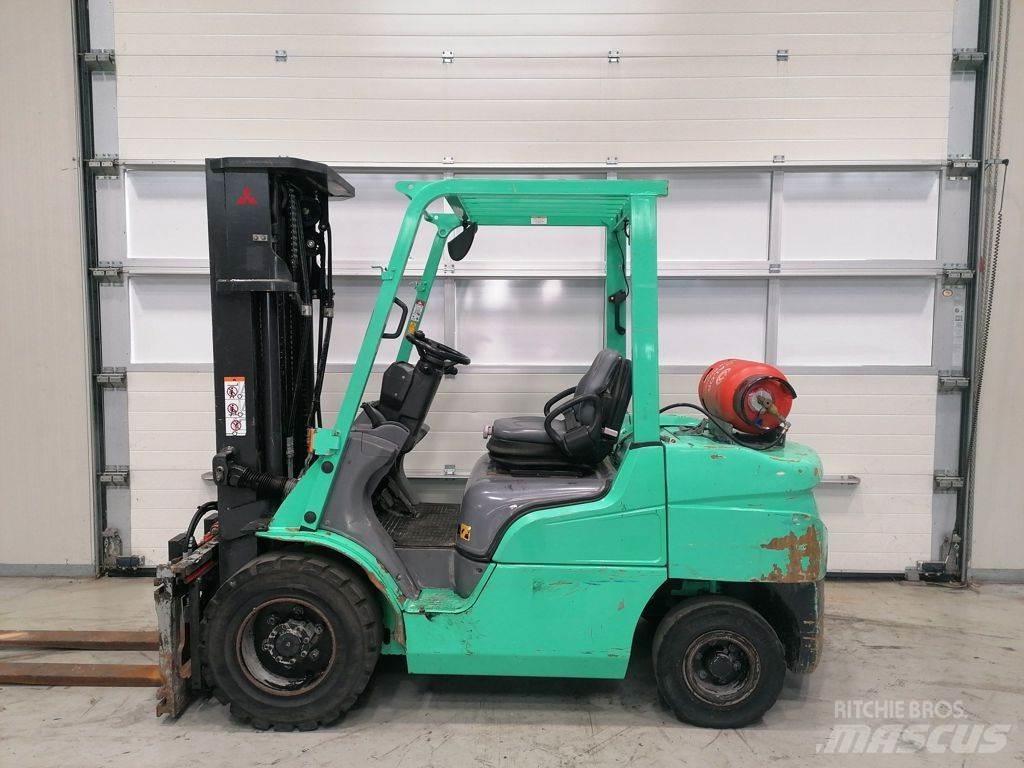 Mitsubishi FG35NT LPG'li forkliftler