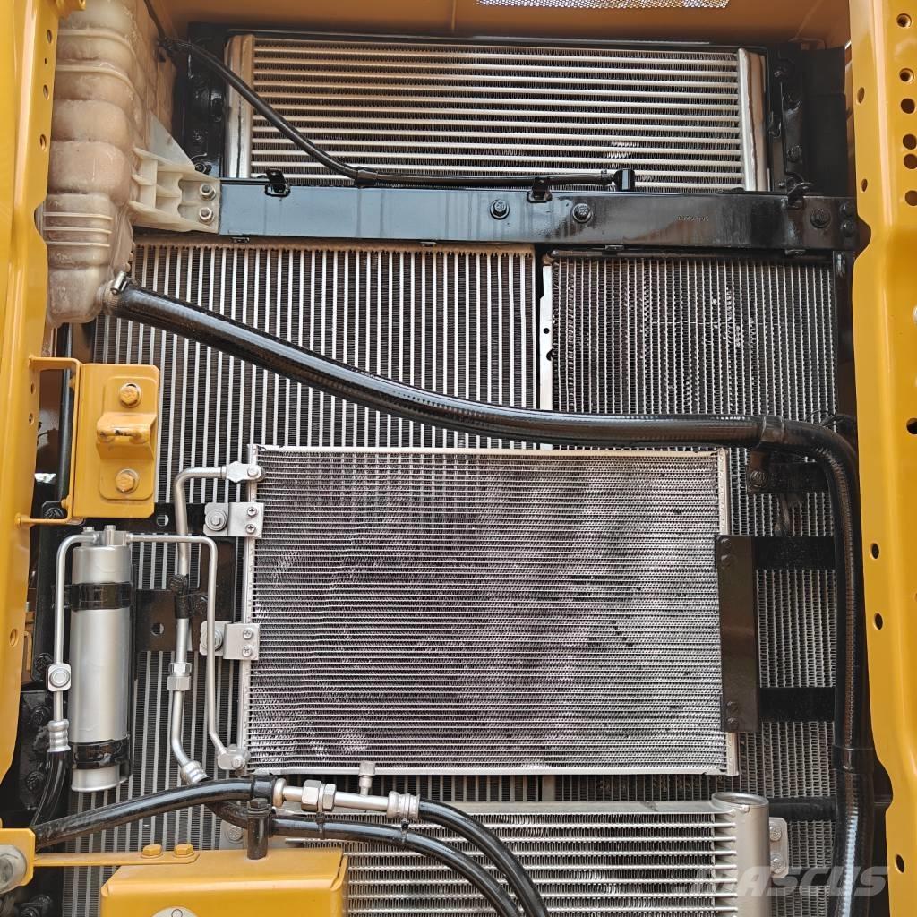 CAT 320 Paletli ekskavatörler