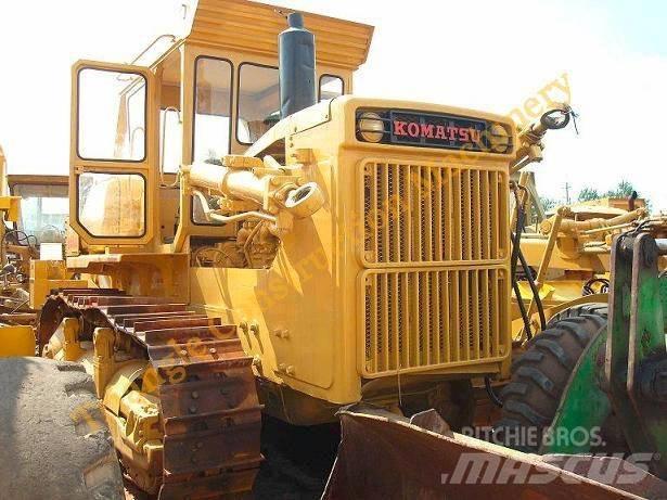 Komatsu d155a-1 Paletli dozerler