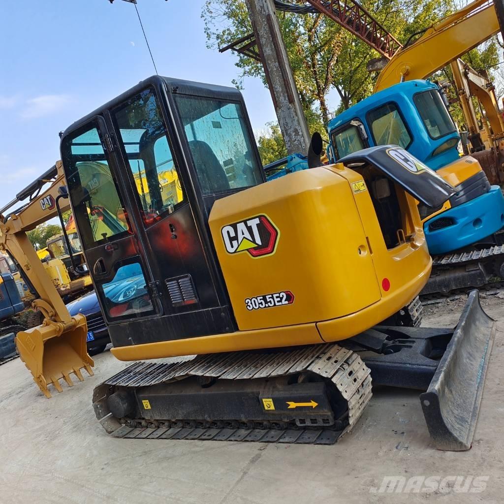 CAT 305.5 E2 Paletli ekskavatörler