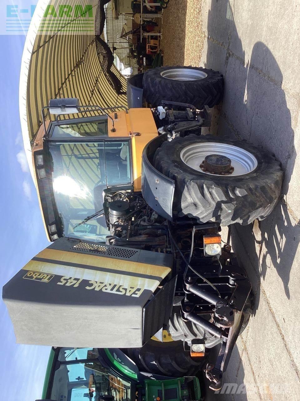 JCB Fastrac 145 Traktörler