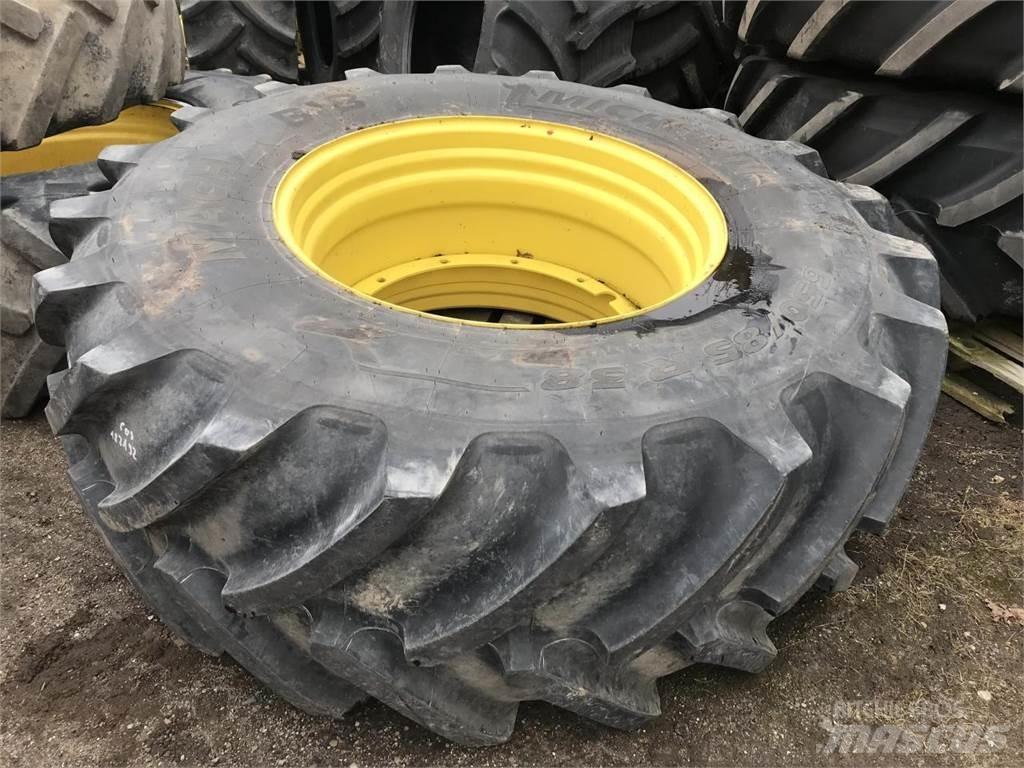 Michelin 650/85R38 Tekerlekler