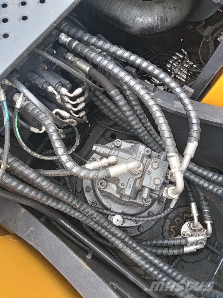 Volvo EC 240 Paletli ekskavatörler