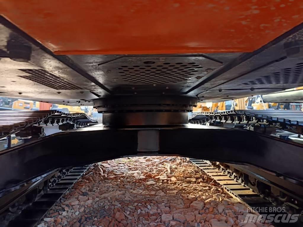 Hitachi ZX210LC Paletli ekskavatörler