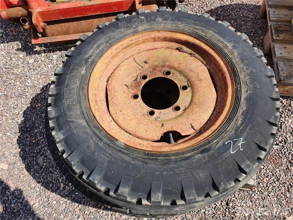 BKT 7.5-20 Tekerlekler