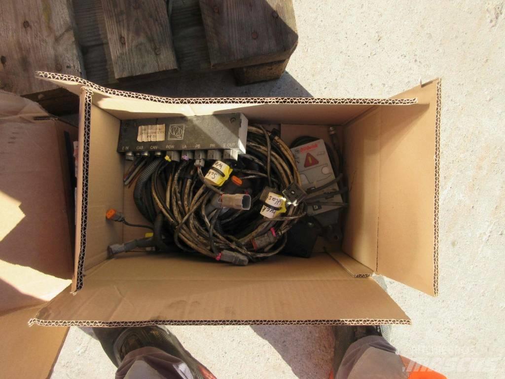 OilQuick OQ80 Quick connectors