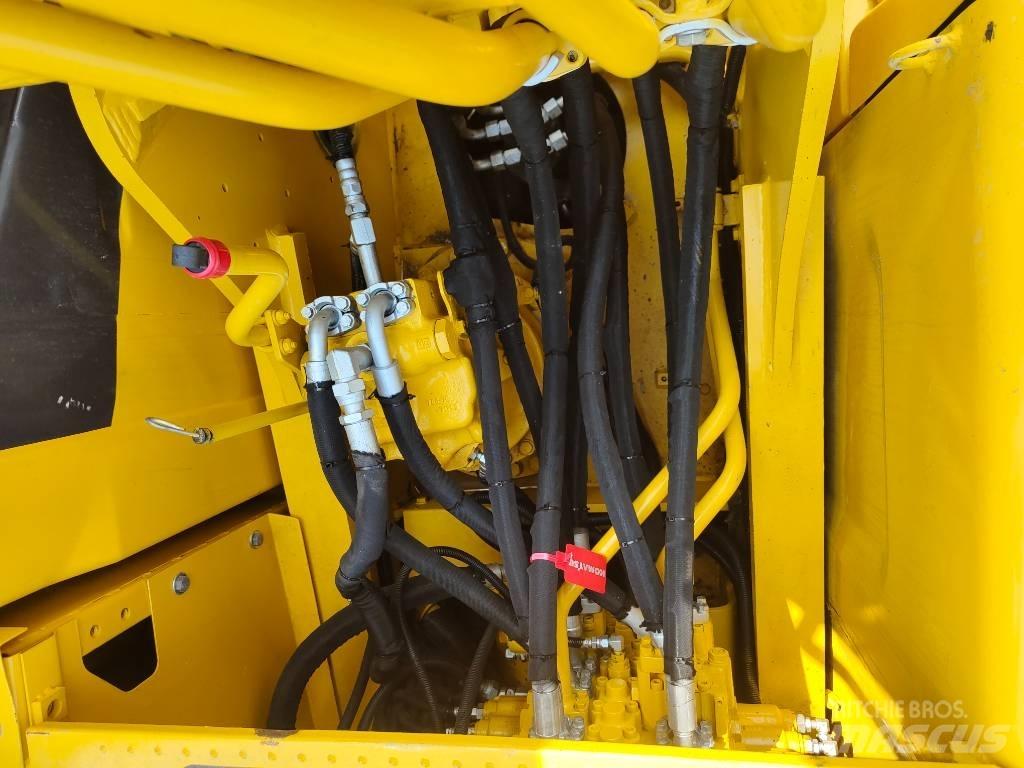 Komatsu PC 200 Paletli ekskavatörler