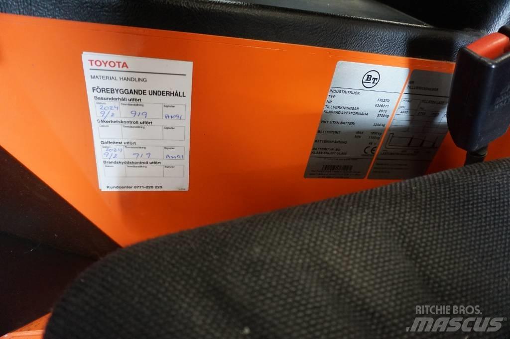 Toyota FRE270 4 yönlü reach truck