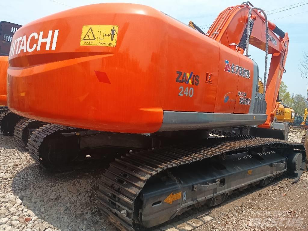 Hitachi ZX 240 Paletli ekskavatörler