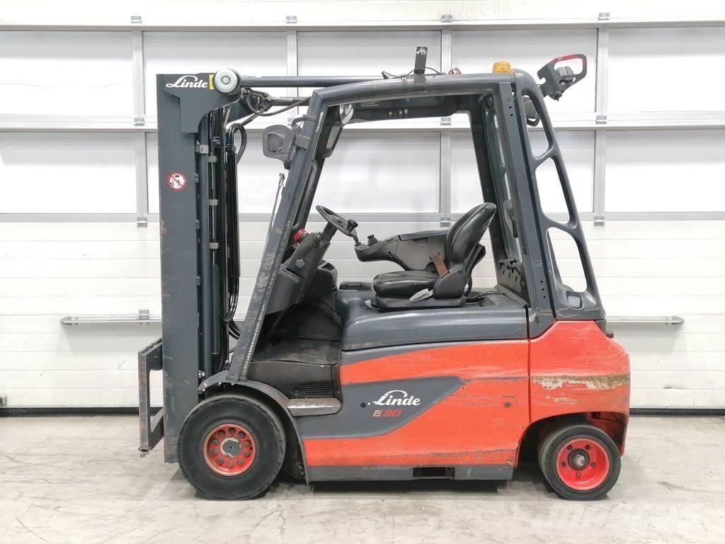 Linde E30-01 Elektrikli forkliftler